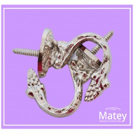 CHAPETÓN DE GANCHO UVAS COLOR CROMO ZAMACK