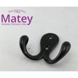 PERCHERO DOBLE DE GOTA EN COLOR NEGRO.